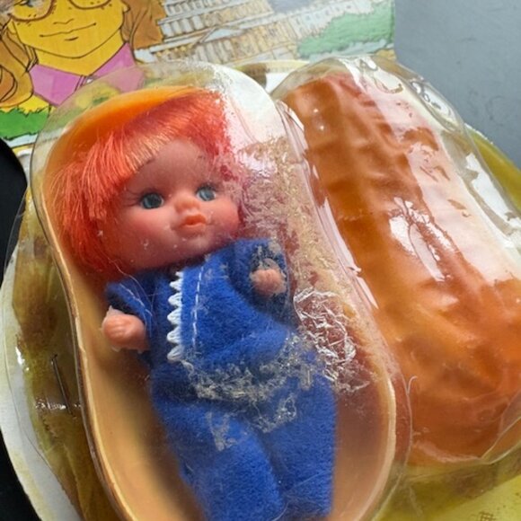 Vintage 1970s Amy Carter Doll in Peanut Shell by Fun World - Picture 2 of 5